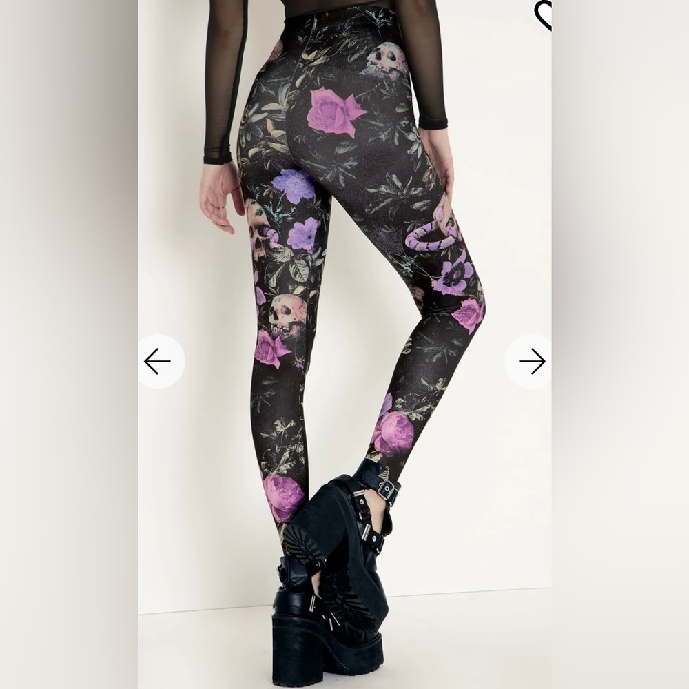 BlackMilk Clothing Garden of the Dead Purple HWMF Leggings XL